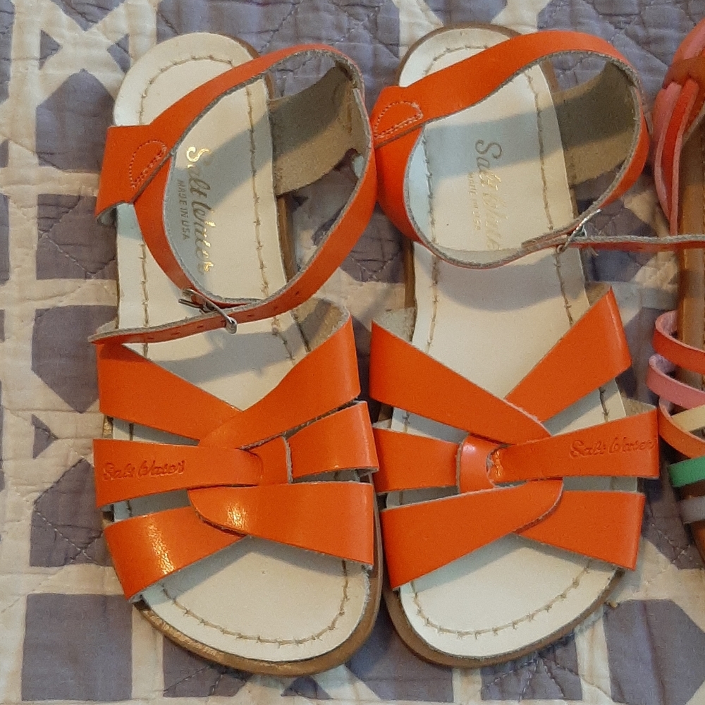 Saltwater sandals size 2 run big
